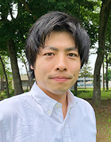 遊佐 暁